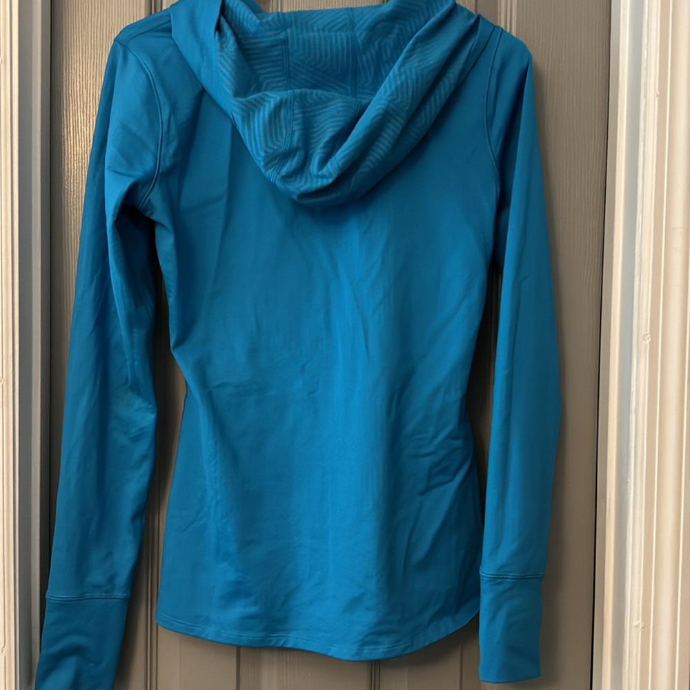 Under Amour Pullover - image 2